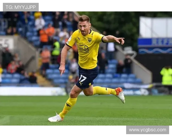 伯顿阿尔比恩对阵牛津联队的精彩对决分析与赛前展望